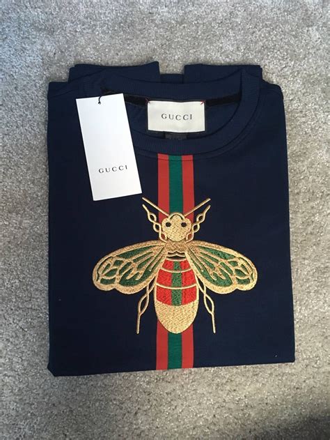 gucci bee brooch size|gucci bee embroidered sweater.